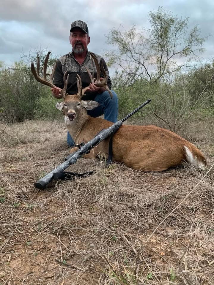Hunters having another great weekend at the ranch! 241, 192 & 198 B&C!!!!